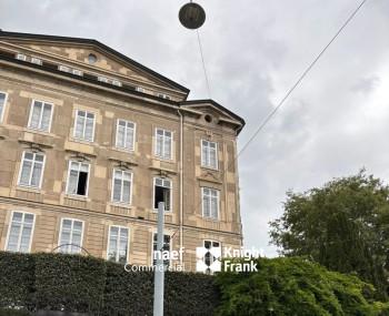 Arcade/ galerie d'exception : Place des Casemates 5