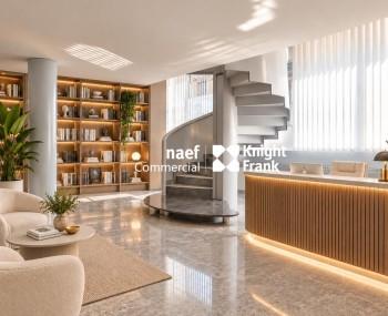 A louer - Bureaux rénovés d'env. 238m2 au coeur des ...