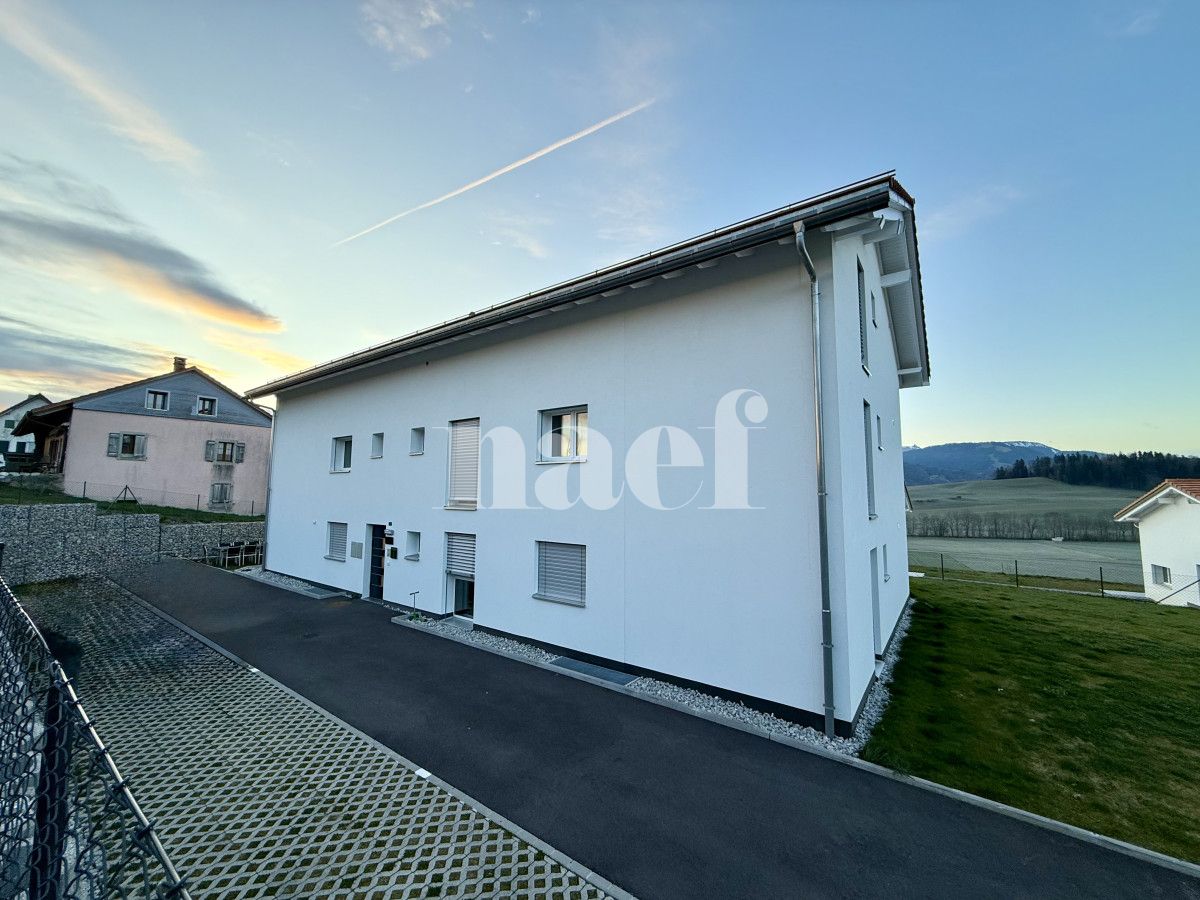 À louer : Appartement 3.5 Pieces Semsales - Ref : 201327.1002 | Naef Immobilier