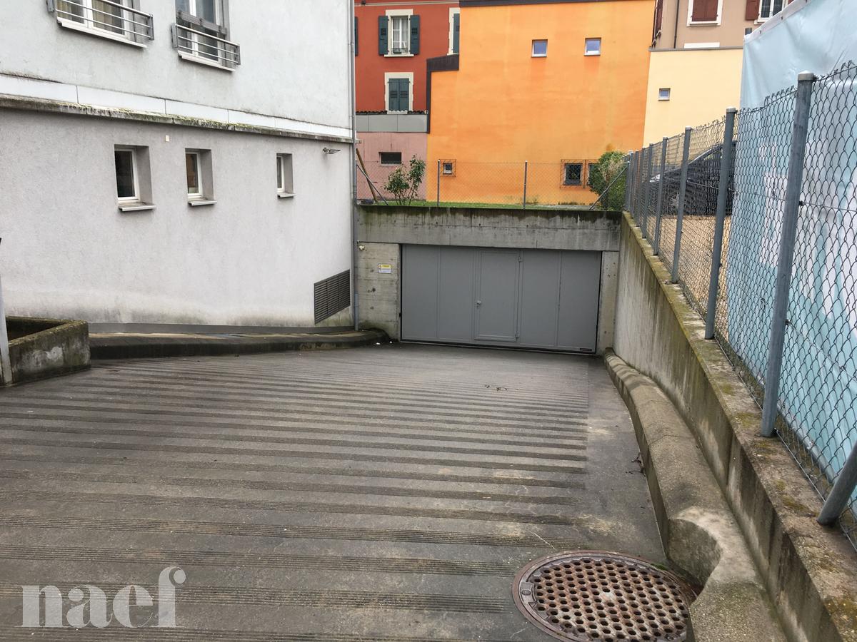 À louer : Parking couvert Renens - Ref : 204266.61028 | Naef Immobilier
