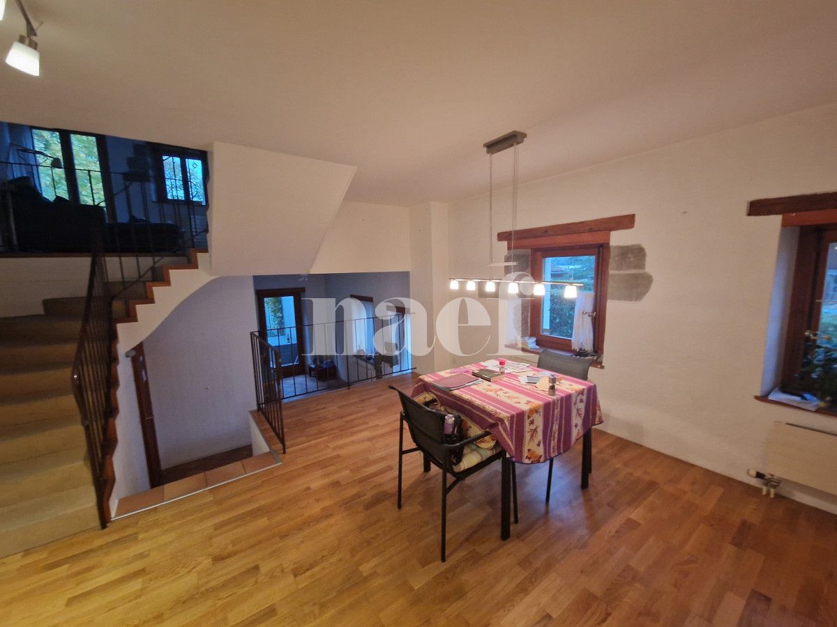 À louer : Appartement 5 Pieces Duillier - Ref : 205117.5 | Naef Immobilier