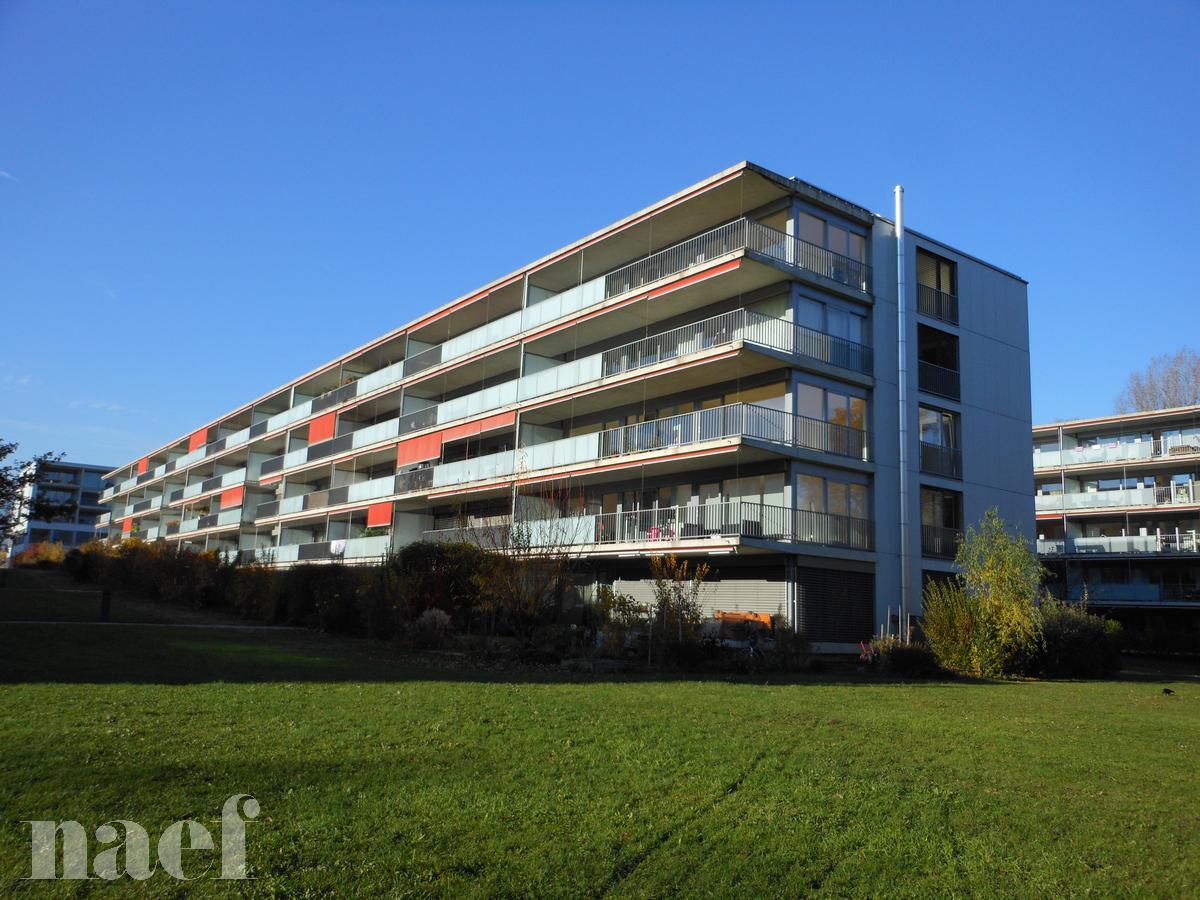 À louer : Parking place-moto Nyon - Ref : 205629.60103 | Naef Immobilier