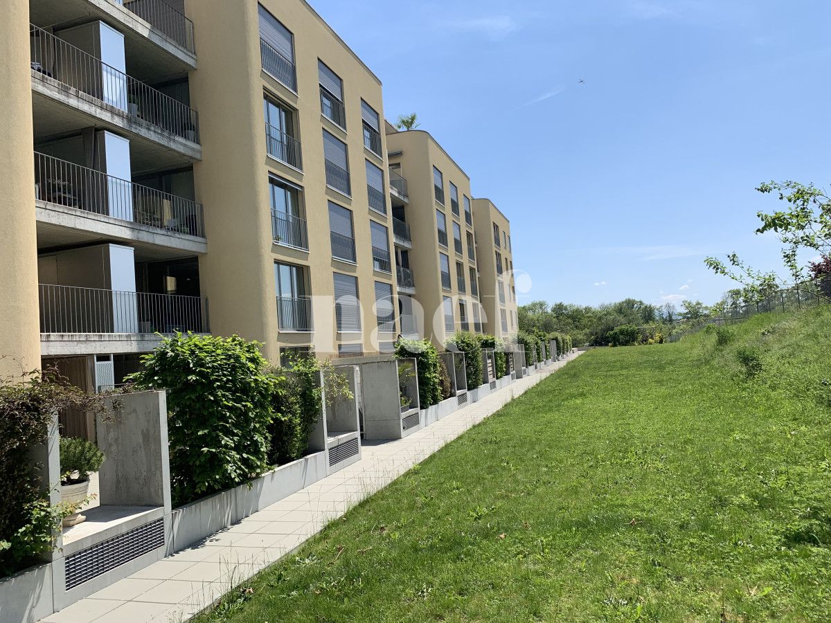 À louer : Appartement 4.5 Pieces Nyon - Ref : 205686.4042 | Naef Immobilier