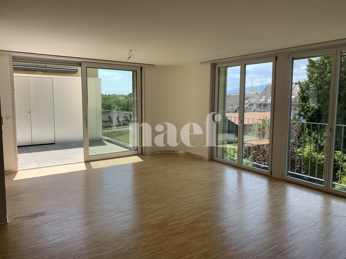 À louer : Appartement 4.5 Pieces Nyon - Ref : 205686.4042 | Naef Immobilier