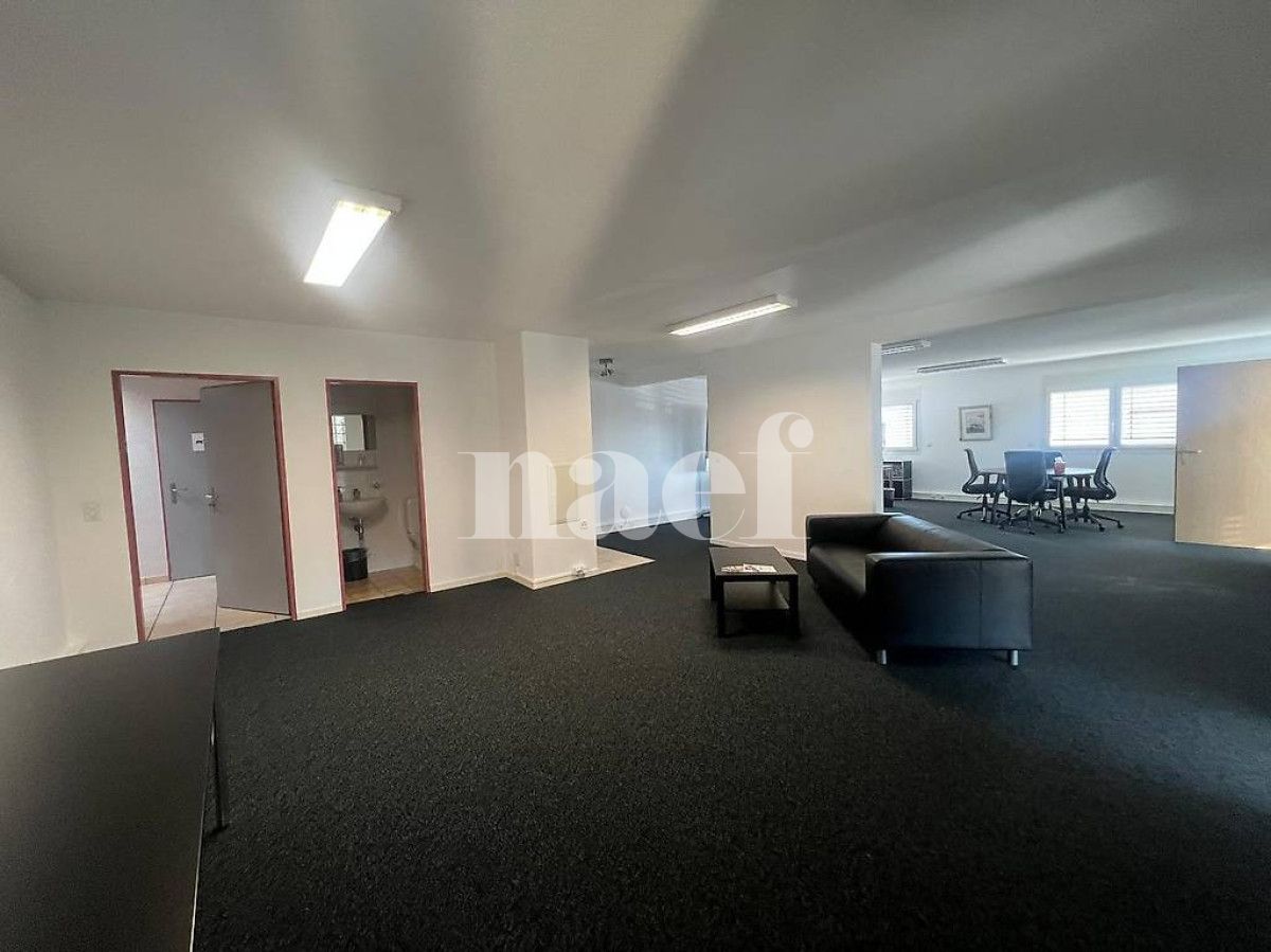 À louer : Surface Commerciale Bureau Gland - Ref : 205689.1010 | Naef Immobilier