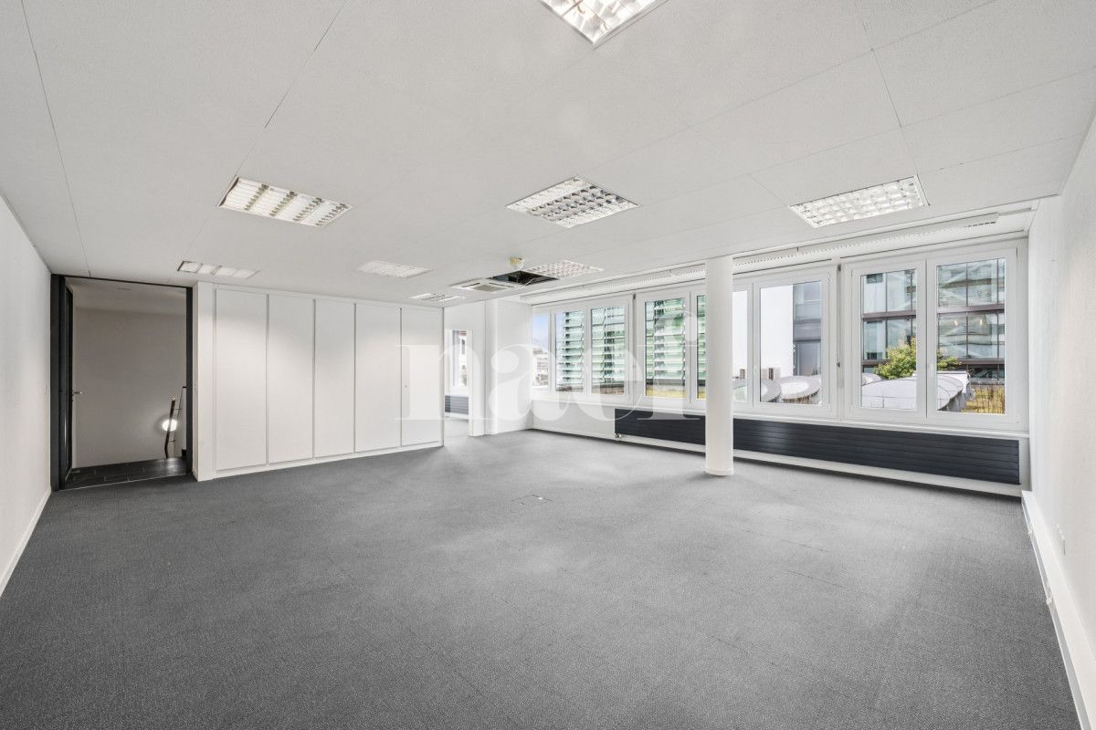 À louer : Surface Commerciale Bureau Delémont - Ref : 208700.1002 | Naef Immobilier