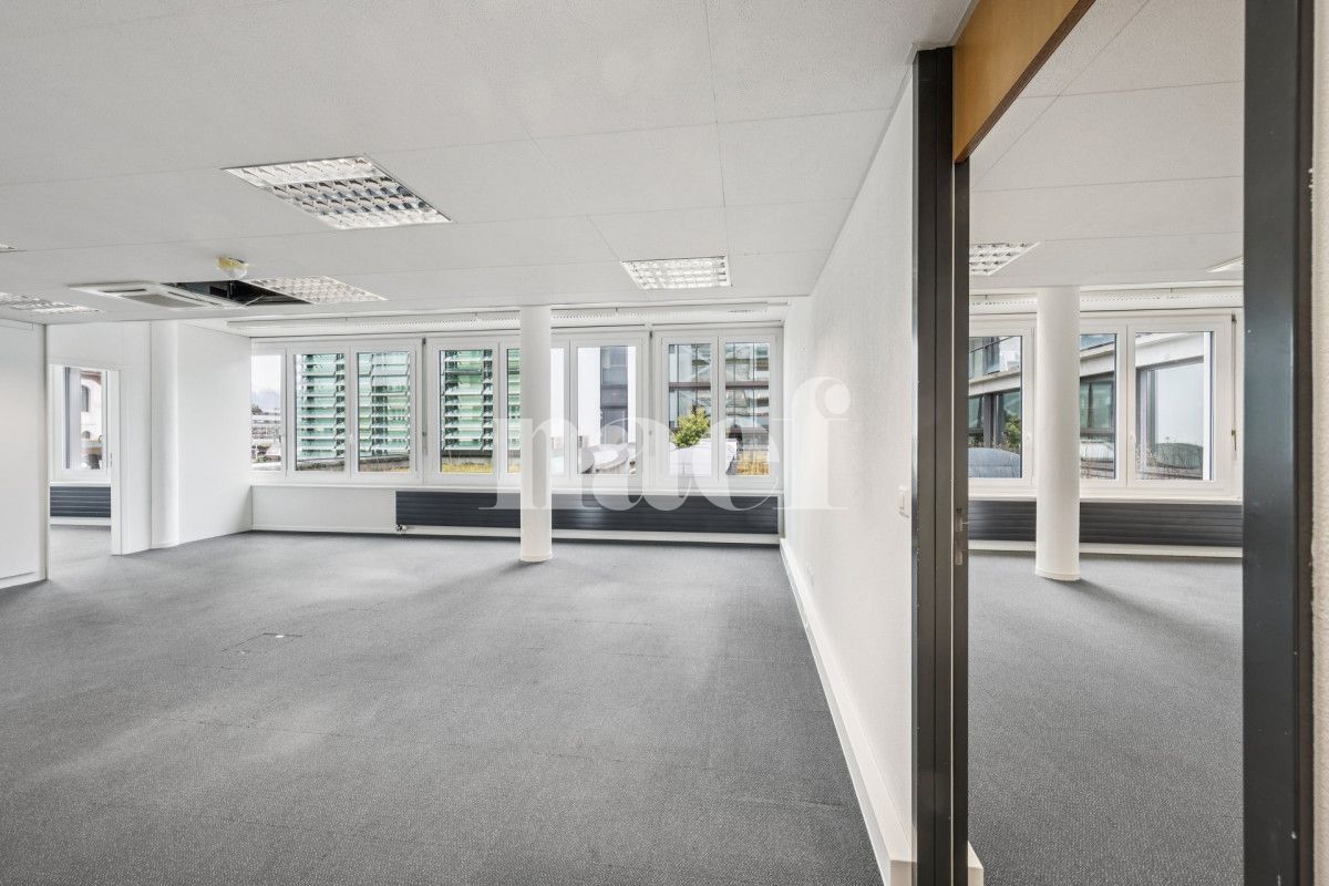À louer : Surface Commerciale Bureau Delémont - Ref : 208700.1002 | Naef Immobilier