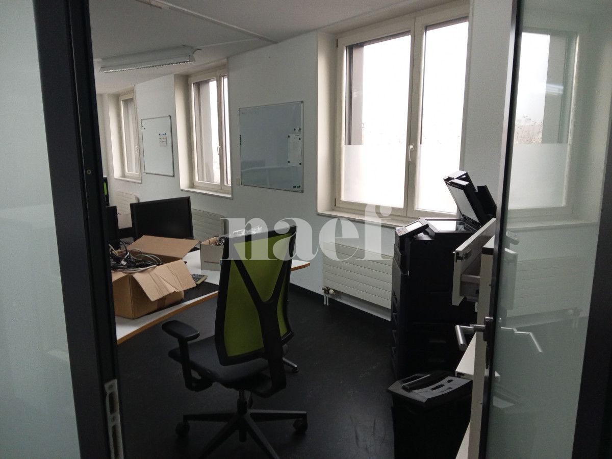 À louer : Surface Commerciale Bureau Delémont - Ref : 208700.2003 | Naef Immobilier