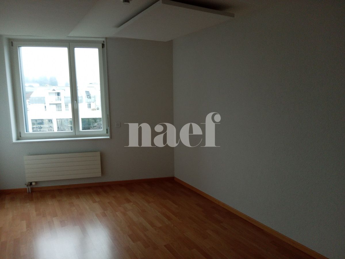 À louer : Surface Commerciale Bureau Delémont - Ref : 208700.4005 | Naef Immobilier