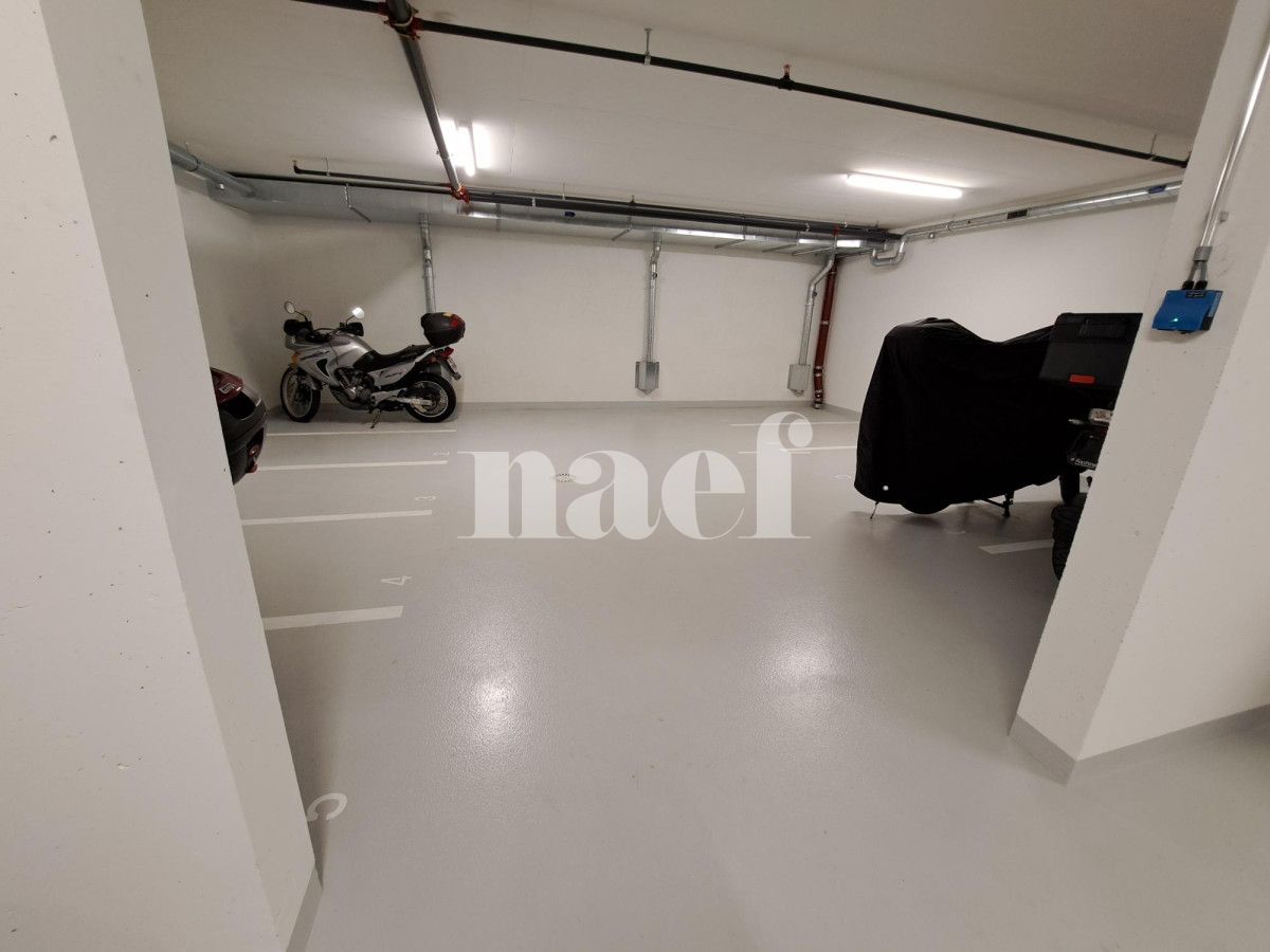 À louer : Parking place-moto Satigny - Ref : 210875.61004 | Naef Immobilier