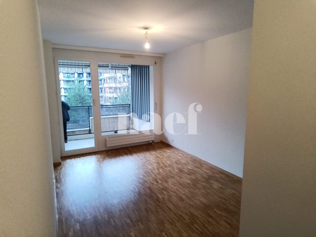 À louer : Appartement 4 Pieces Carouge Ge - Ref : 211142.3001 | Naef Immobilier