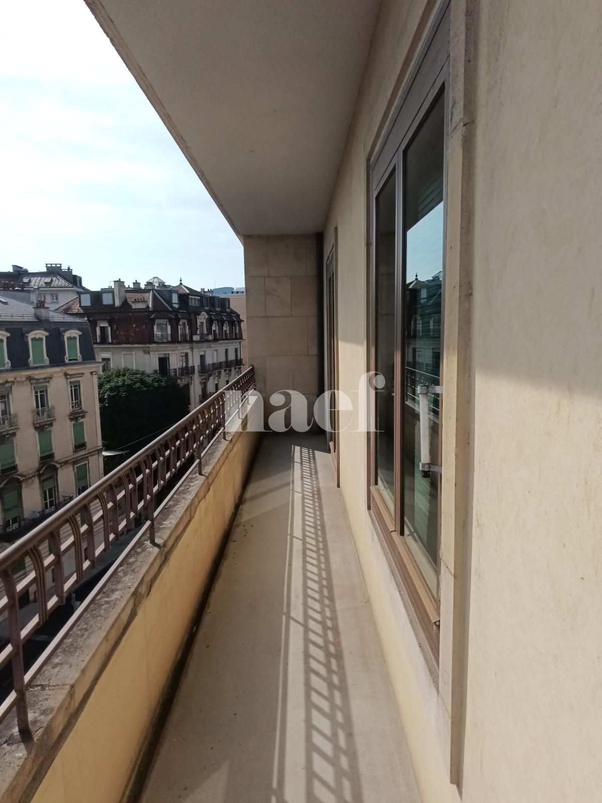 À louer : Appartement 6.5 Pieces Genève - Ref : 211149.5001 | Naef Immobilier