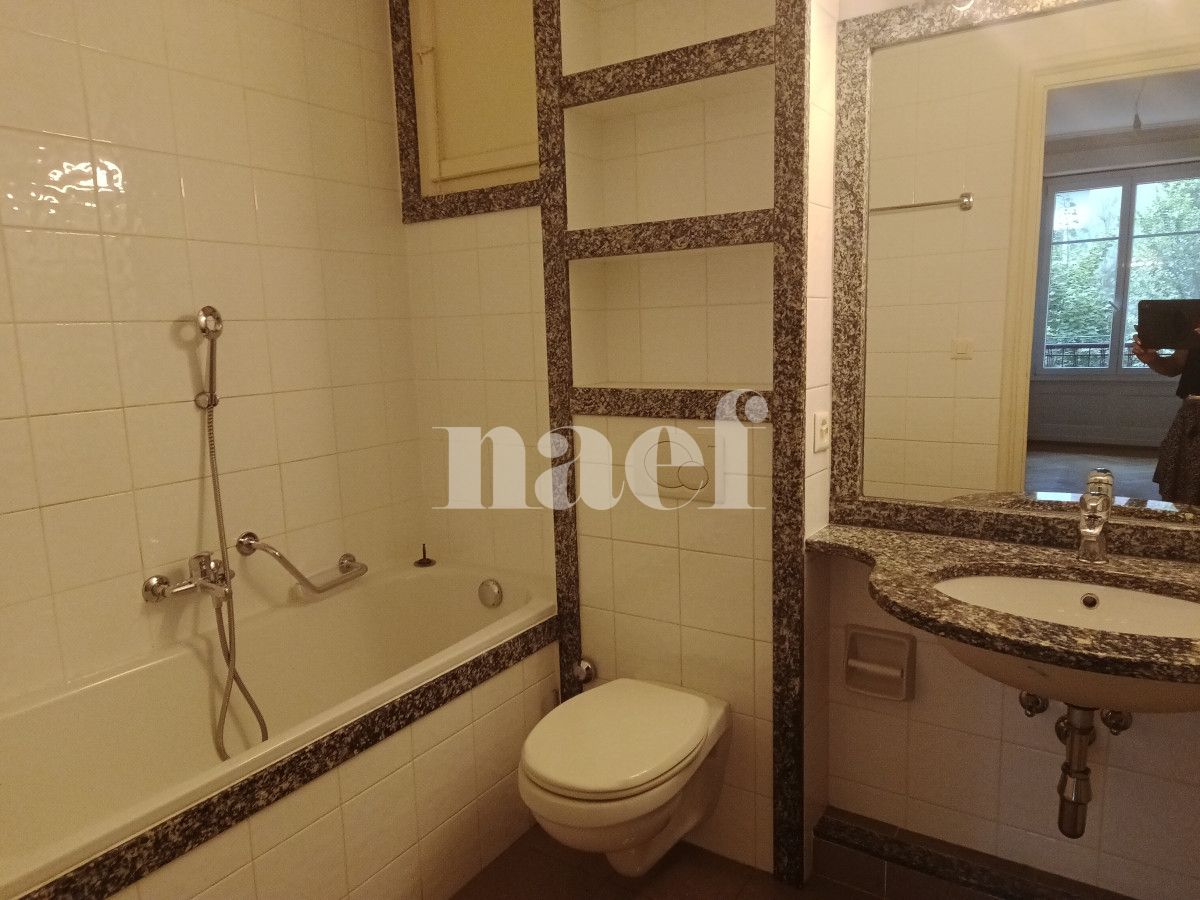 À louer : Appartement 5.5 Pieces Genève - Ref : 211202.1002 | Naef Immobilier