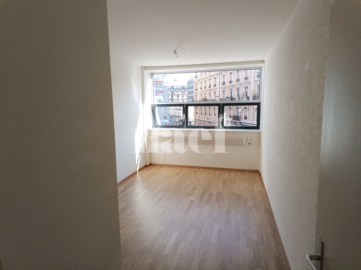 À louer : Appartement 4 Pieces Genève - Ref : 211204.1002 | Naef Immobilier