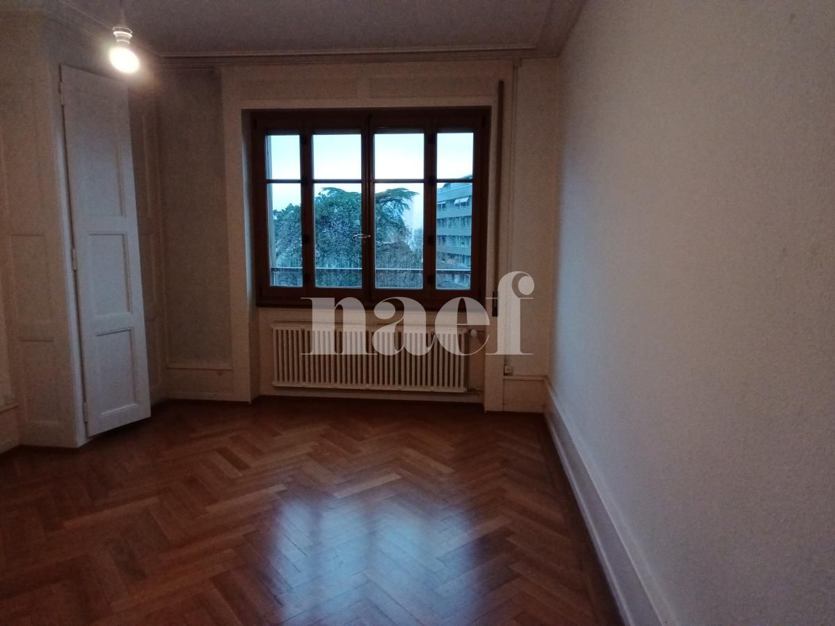 À louer : Appartement 2.5 Pieces Genève - Ref : 212105.4002 | Naef Immobilier