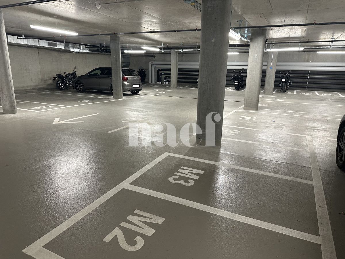 À louer : Parking place-moto Genève - Ref : 212189.61102 | Naef Immobilier