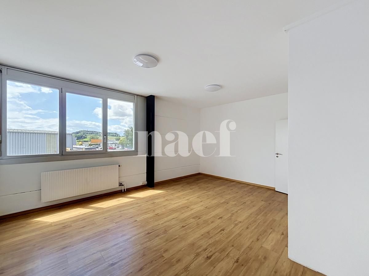 À louer : Surface Commerciale Bureau Forel (Lavaux) - Ref : 214030.1023 | Naef Immobilier