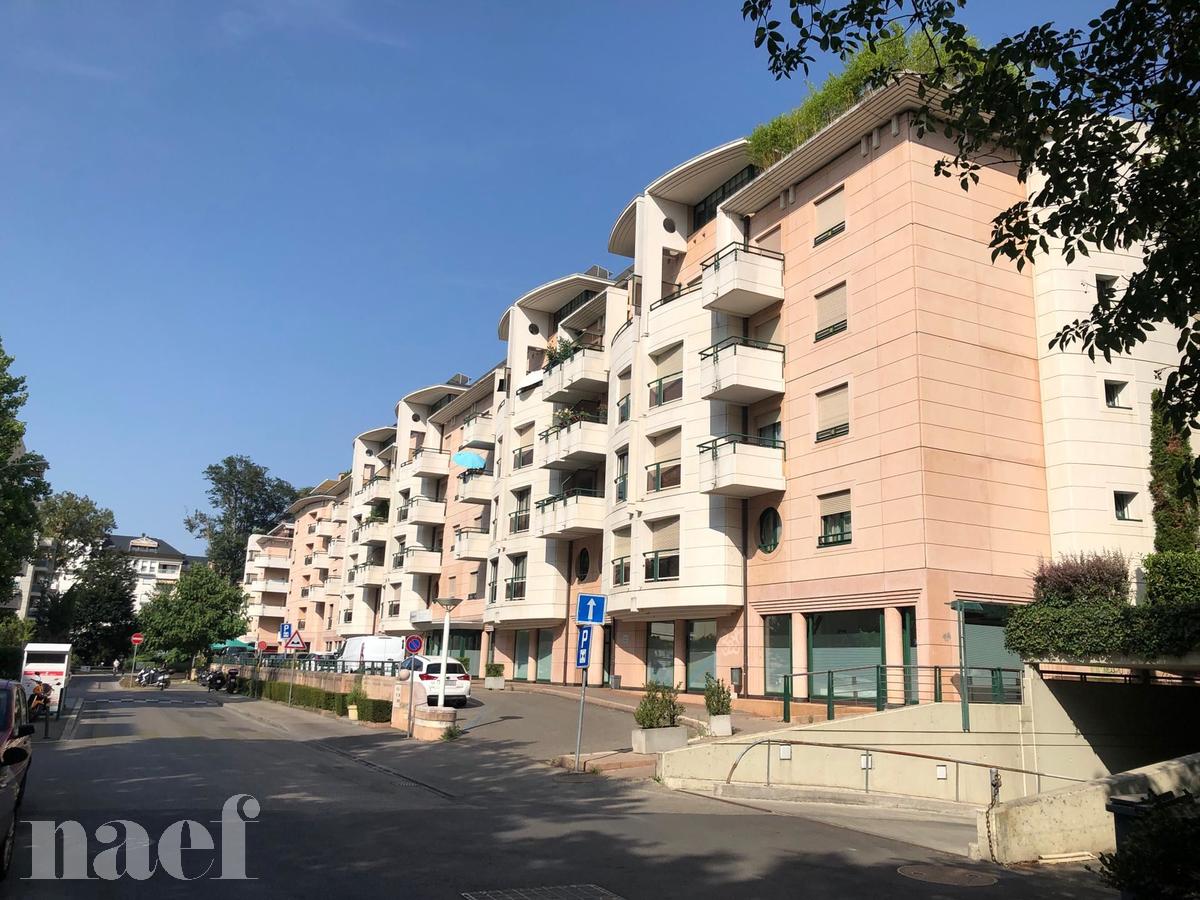 À louer : Parking couvert Genève - Ref : 215326.61011 | Naef Immobilier