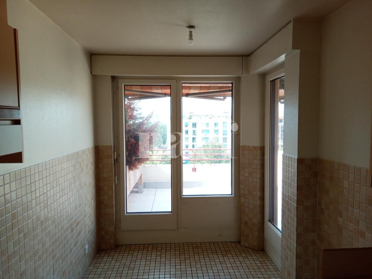 À louer : Appartement 3 Pieces Carouge Ge - Ref : 216666.6561 | Naef Immobilier