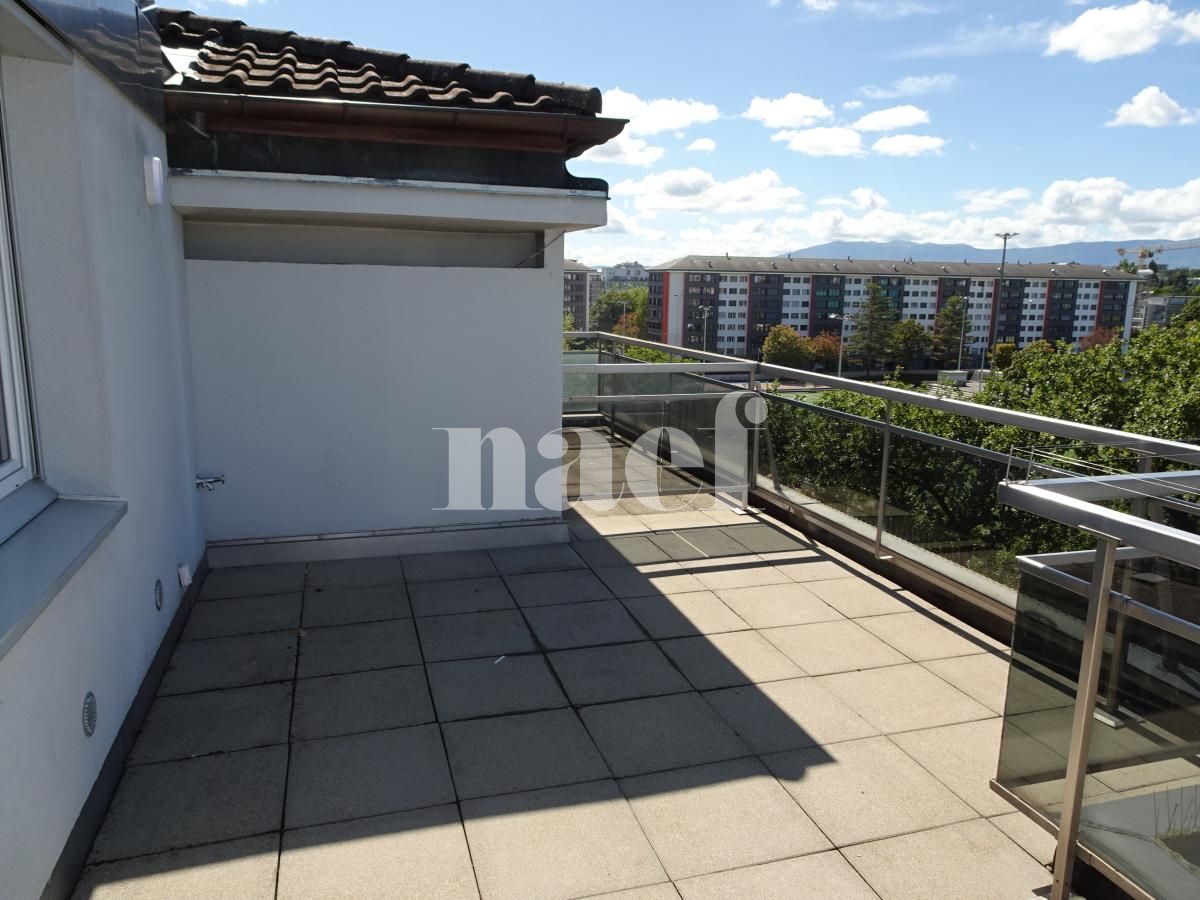 À louer : Appartement 6.5 Pieces Genève - Ref : 216915.7002 | Naef Immobilier