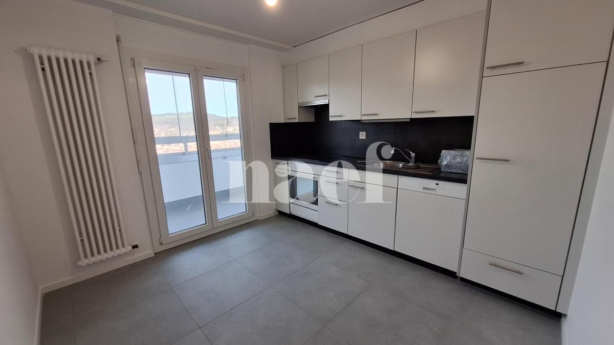 À louer : Appartement 4.5 Pieces La Chaux-de-Fonds - Ref : 219035.12004 | Naef Immobilier