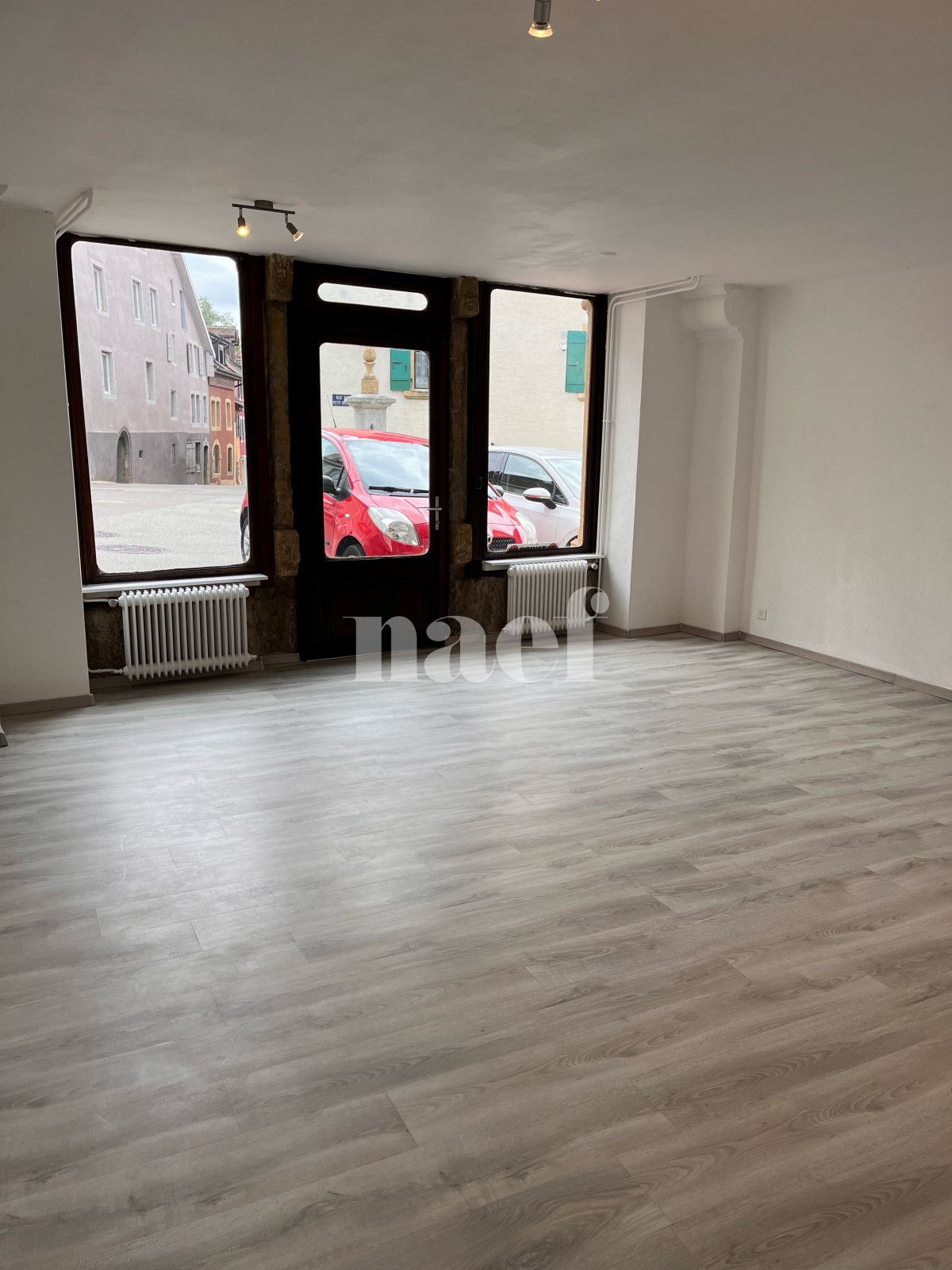 À louer : Surface Commerciale Arcade Corcelles NE - Ref : 219604.1 | Naef Immobilier