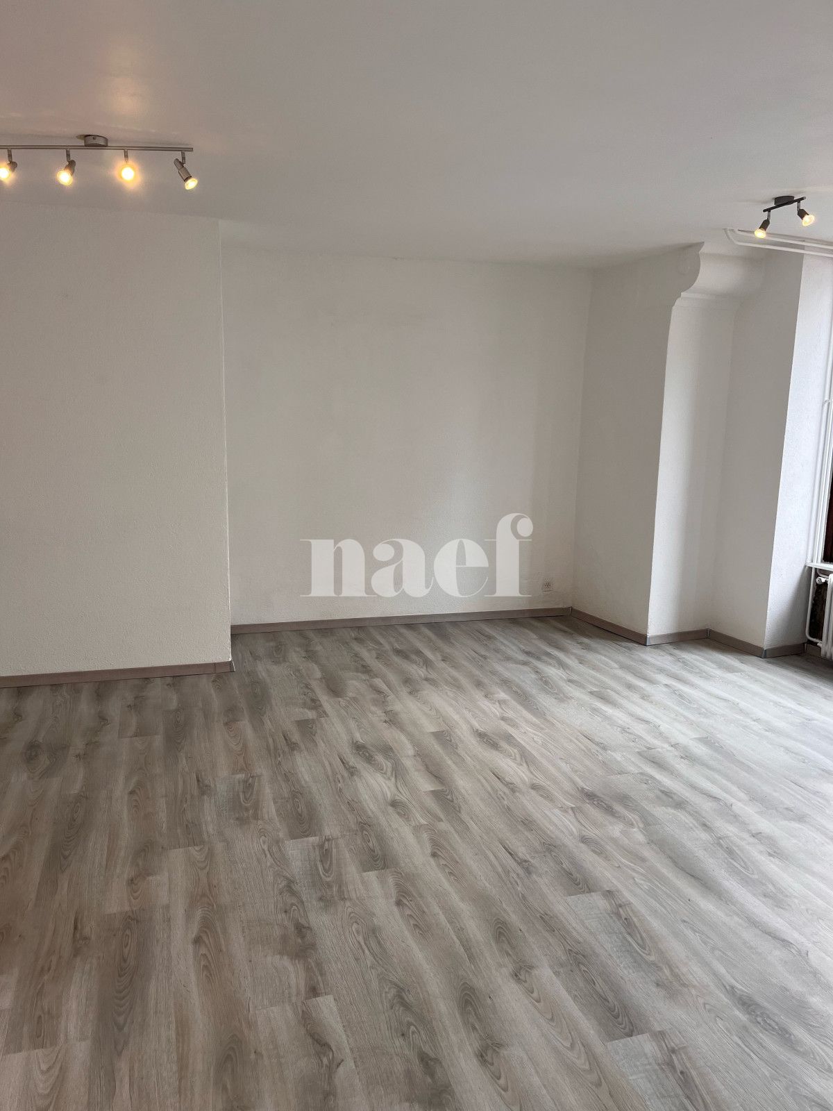 À louer : Surface Commerciale Arcade Corcelles NE - Ref : 219604.1 | Naef Immobilier