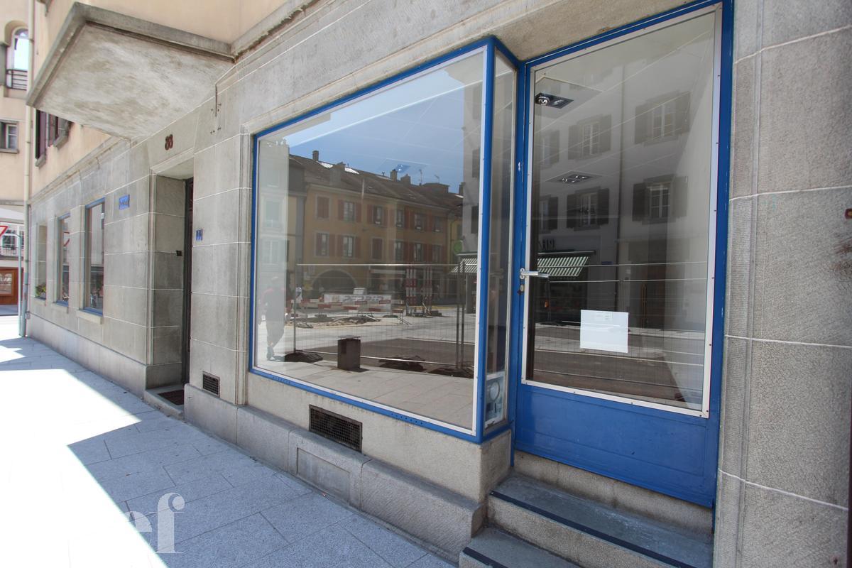 À louer : Surface Commerciale Arcade Rolle - Ref : 223437.3 | Naef Immobilier