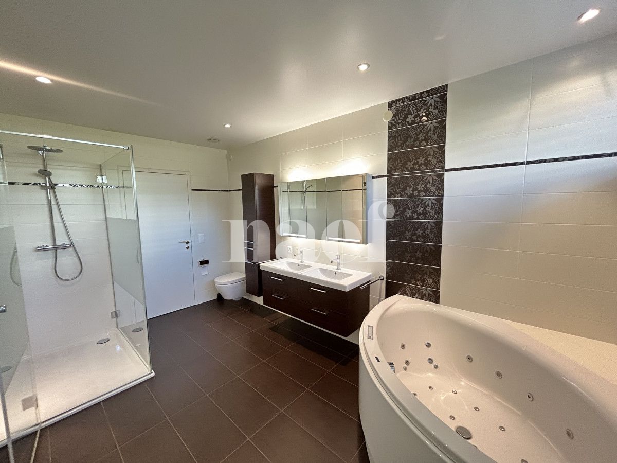 À louer : Appartement 5.5 Pieces Nyon - Ref : 233477.2001 | Naef Immobilier