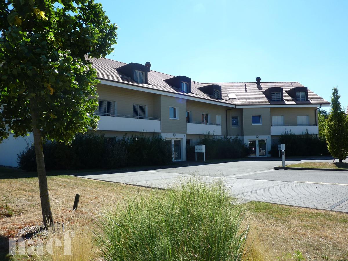 À louer : Parking couvert Eysins - Ref : 233548.61051 | Naef Immobilier