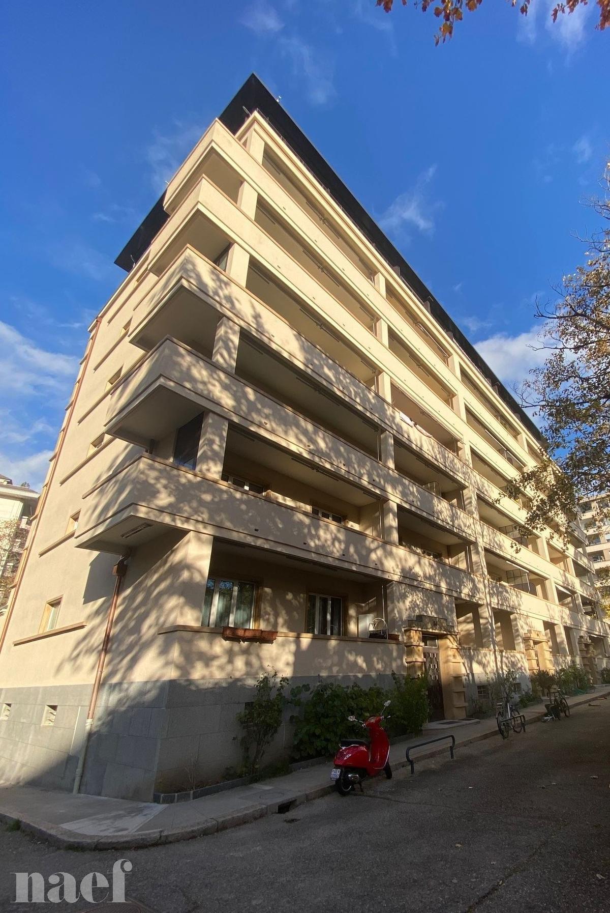 À louer : Parking  Genève - Ref : 242029.60018 | Naef Immobilier