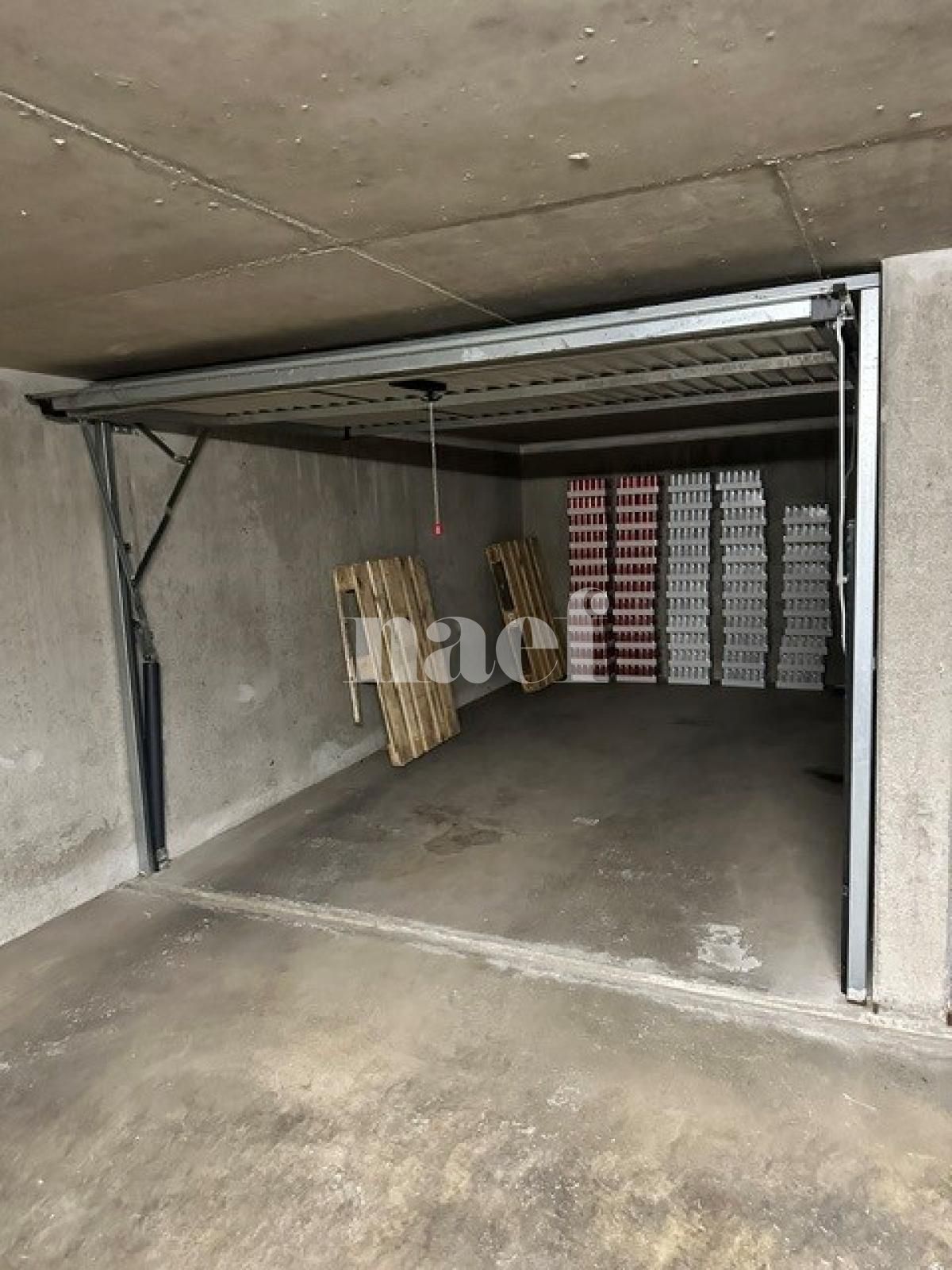 À louer : Parking  Veyrier - Ref : 252016.61001 | Naef Immobilier