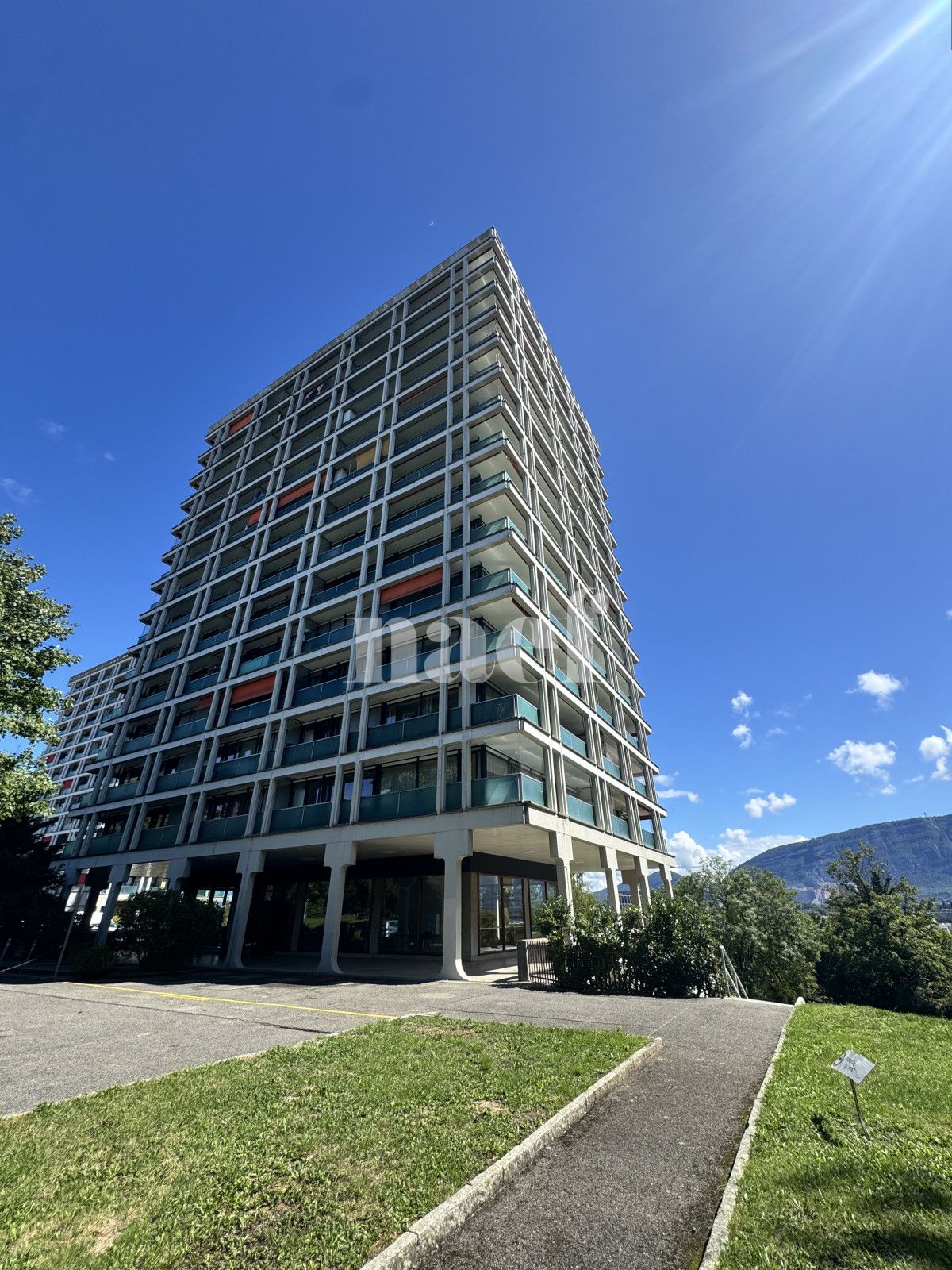 À louer : Parking  Petit-Lancy - Ref : 269306.60158 | Naef Immobilier