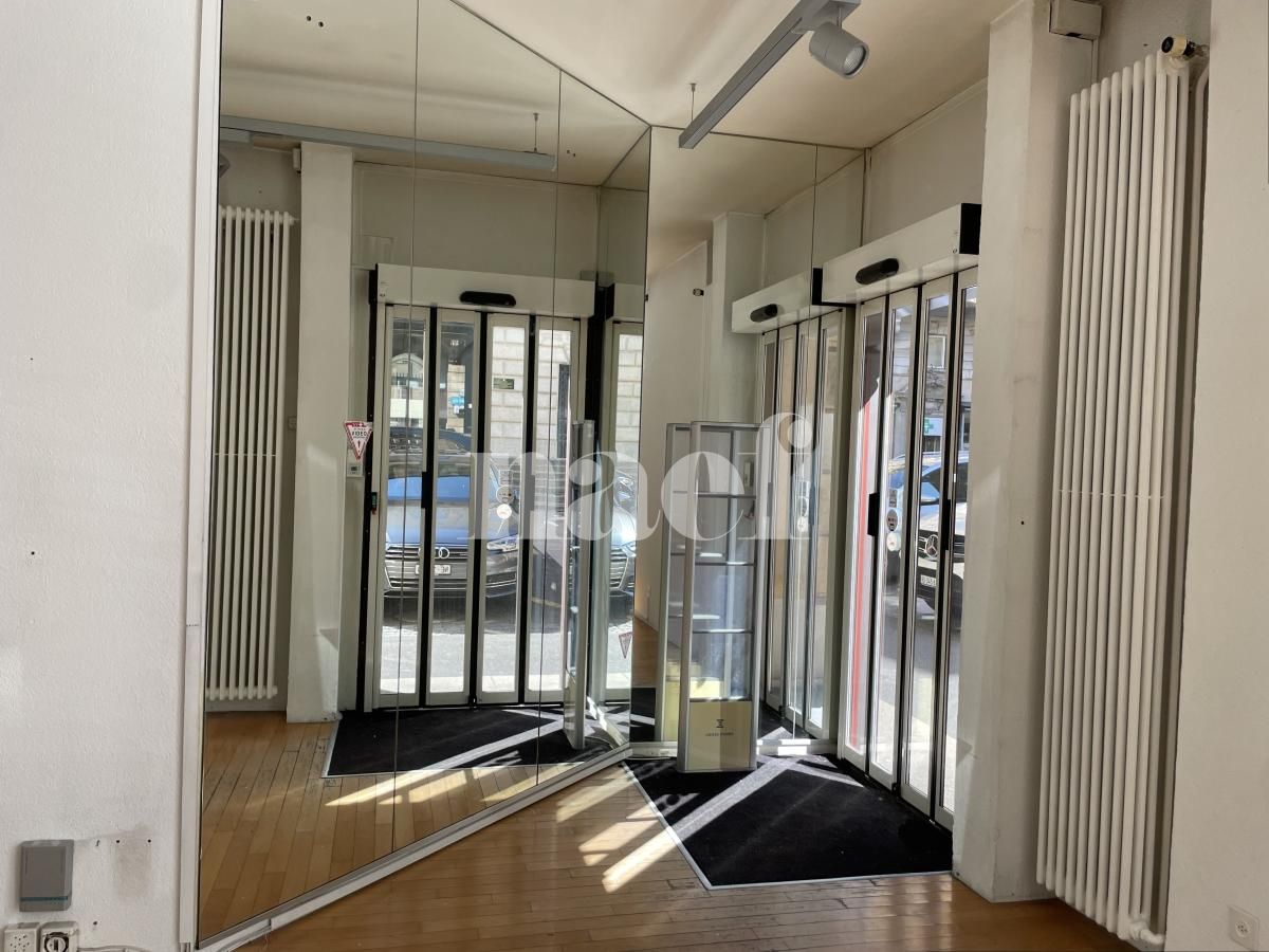À louer : Surface Commerciale Arcade Neuchâtel - Ref : 269855.102 | Naef Immobilier