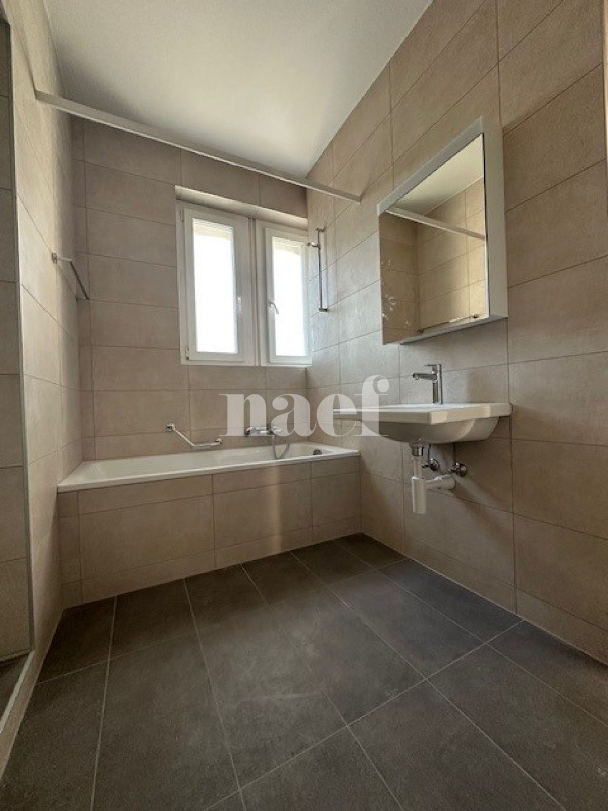 À louer : Appartement 4 Pieces La Chaux-de-Fonds - Ref : 276068.4 | Naef Immobilier