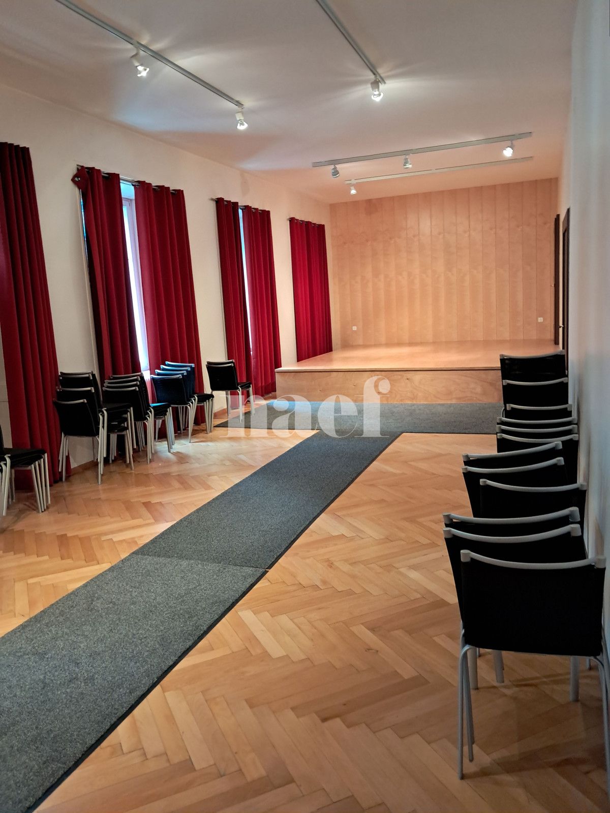 À louer : Surface Commerciale Atelier La Chaux-de-Fonds - Ref : 276111.2 | Naef Immobilier