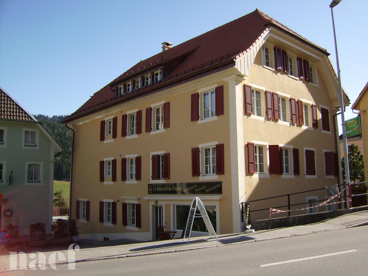 À louer : Surface Commerciale Arcade Renan - Ref : 276125.1 | Naef Immobilier