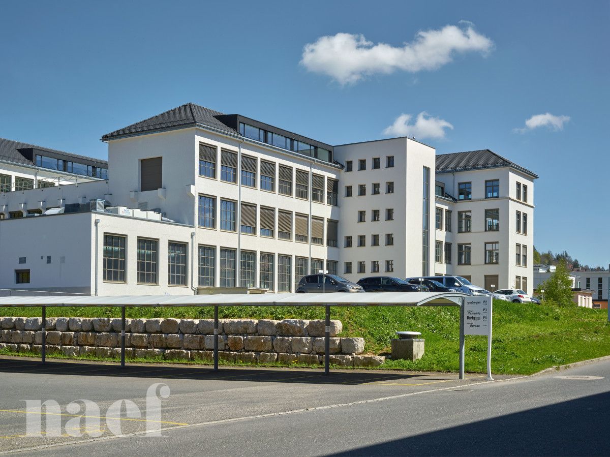 À louer : Surface Commerciale Atelier Le Locle - Ref : 276317.81003 | Naef Immobilier