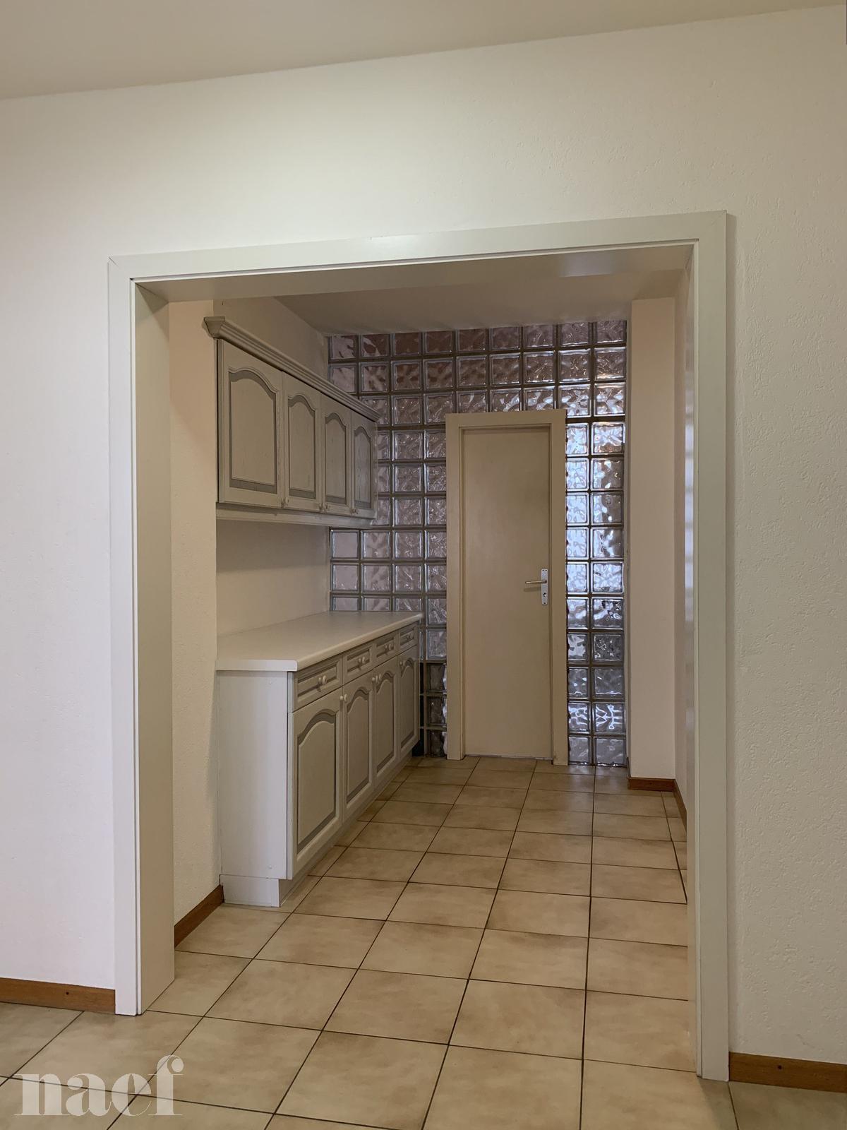À louer : Appartement 2.5 Pieces LA CHAUX-DE-FONDS - Ref : 276330.1001 | Naef Immobilier