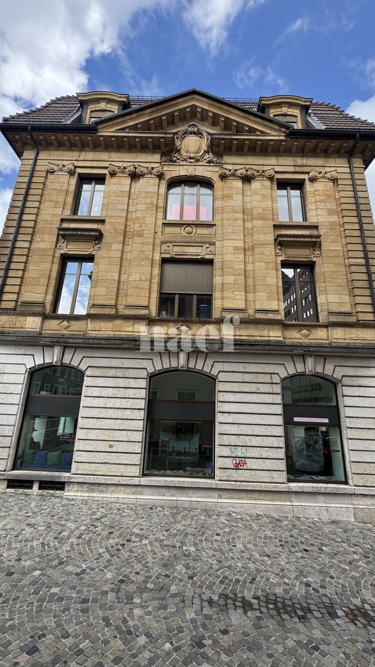 À louer : Surface Commerciale Atelier La Chaux-de-Fonds - Ref : 276348.81002 | Naef Immobilier