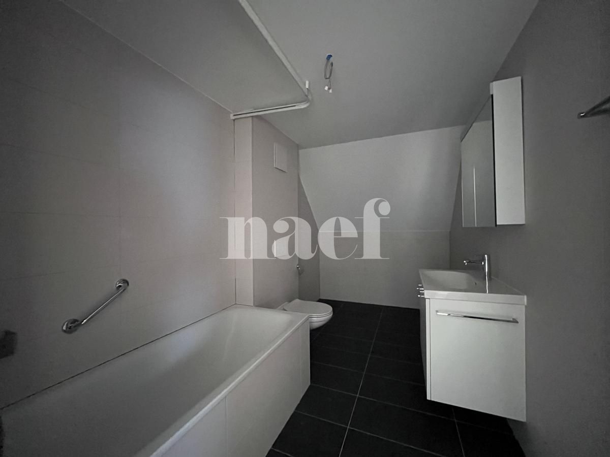 À louer : Appartement 4.5 Pieces La Chaux-de-Fonds - Ref : 276371.4002 | Naef Immobilier