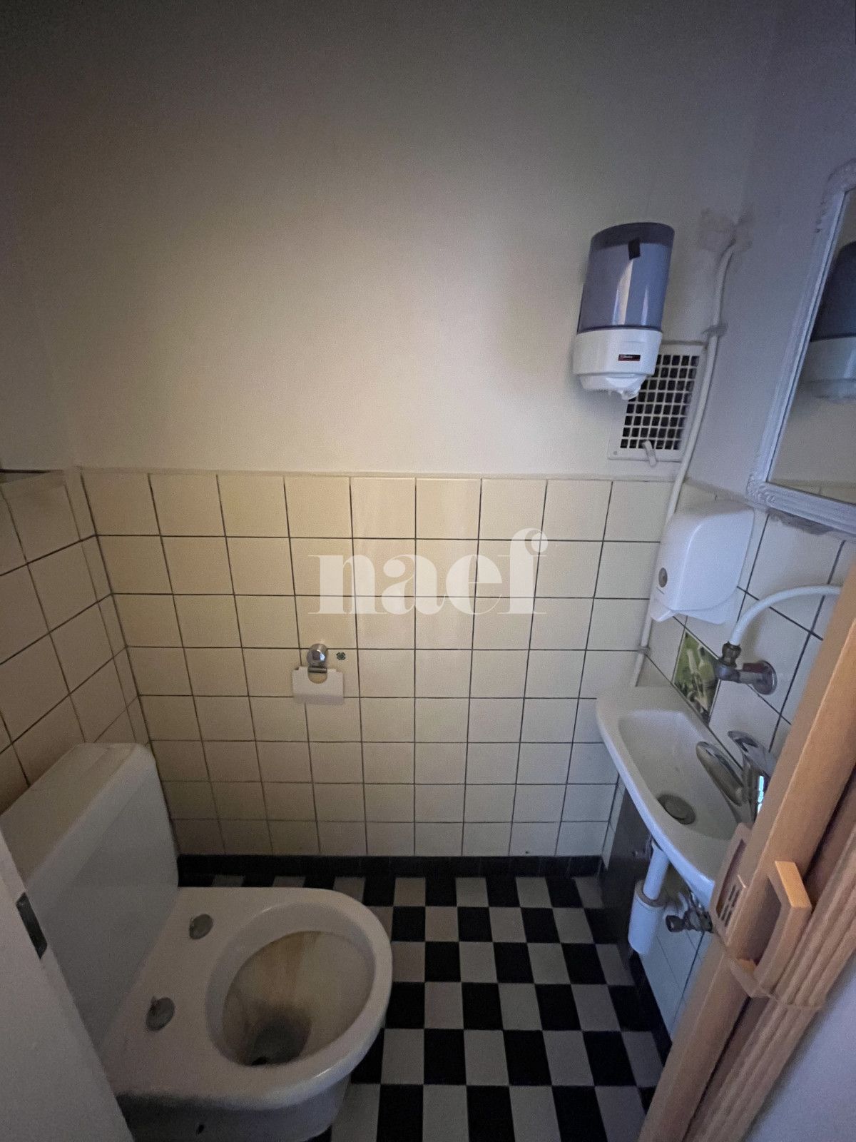 À louer : Surface Commerciale Arcade La Chaux-de-Fonds - Ref : 276935.3 | Naef Immobilier