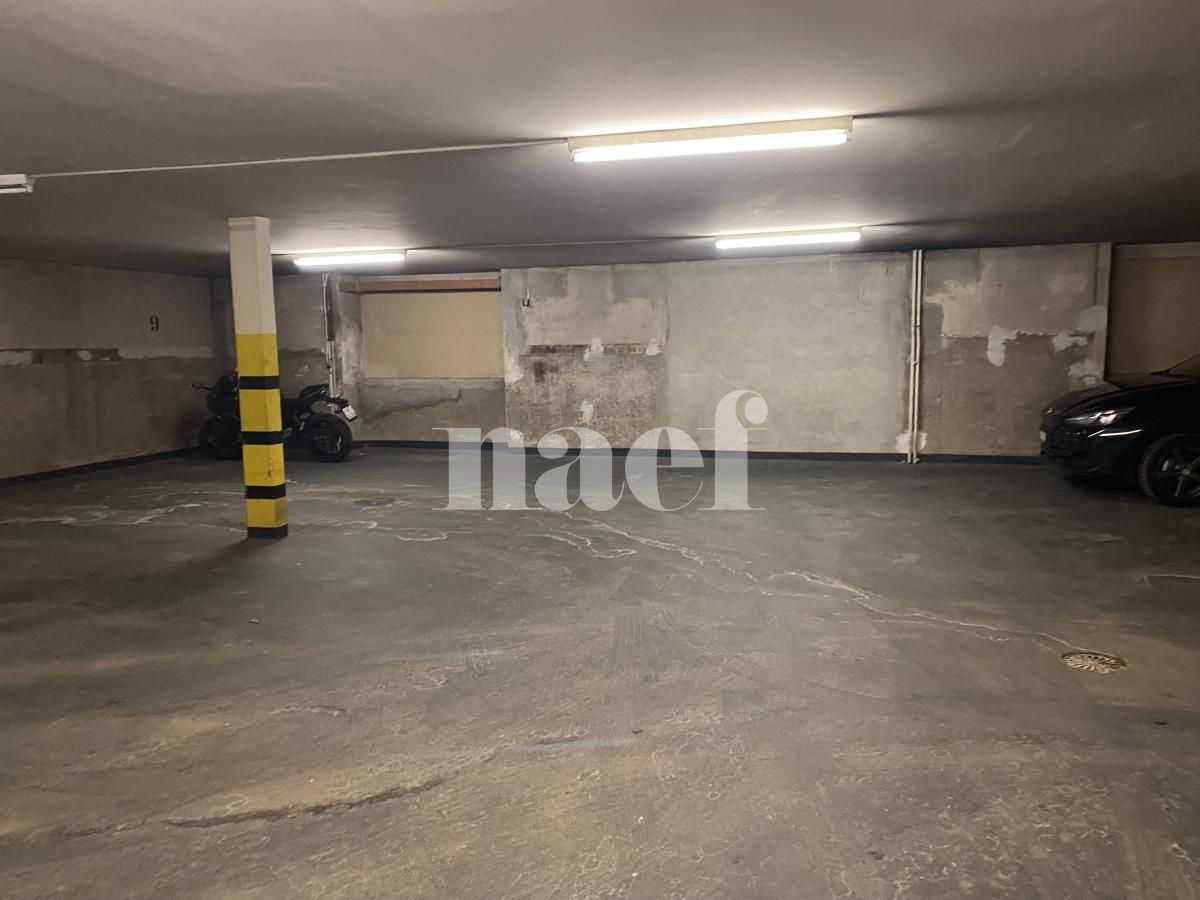 À louer : Parking  La Chaux-de-Fonds - Ref : 276940.61008 | Naef Immobilier