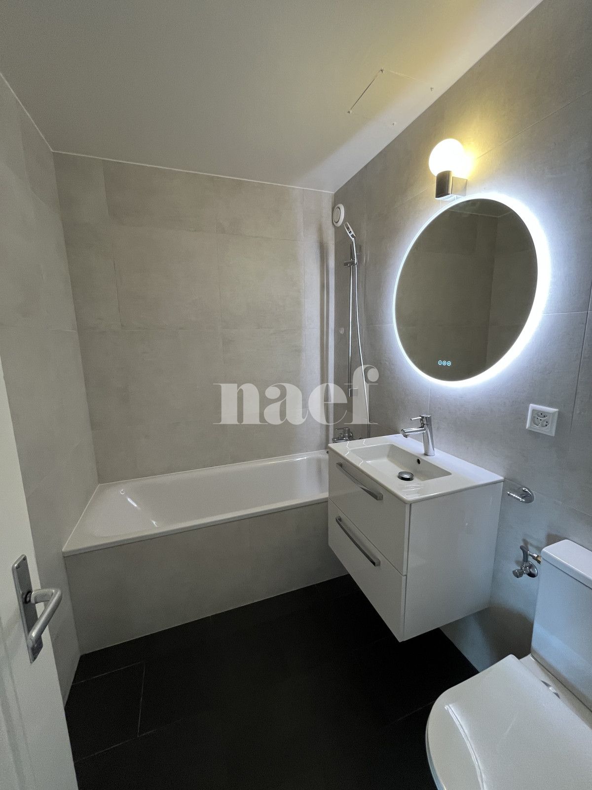 À louer : Appartement 5.5 Pieces Anières - Ref : 282600.161301 | Naef Immobilier