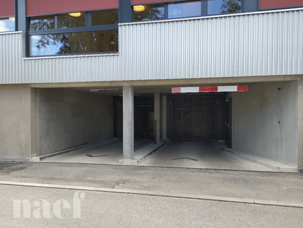 À louer : Parking couvert Gland - Ref : 43716 | Naef Immobilier