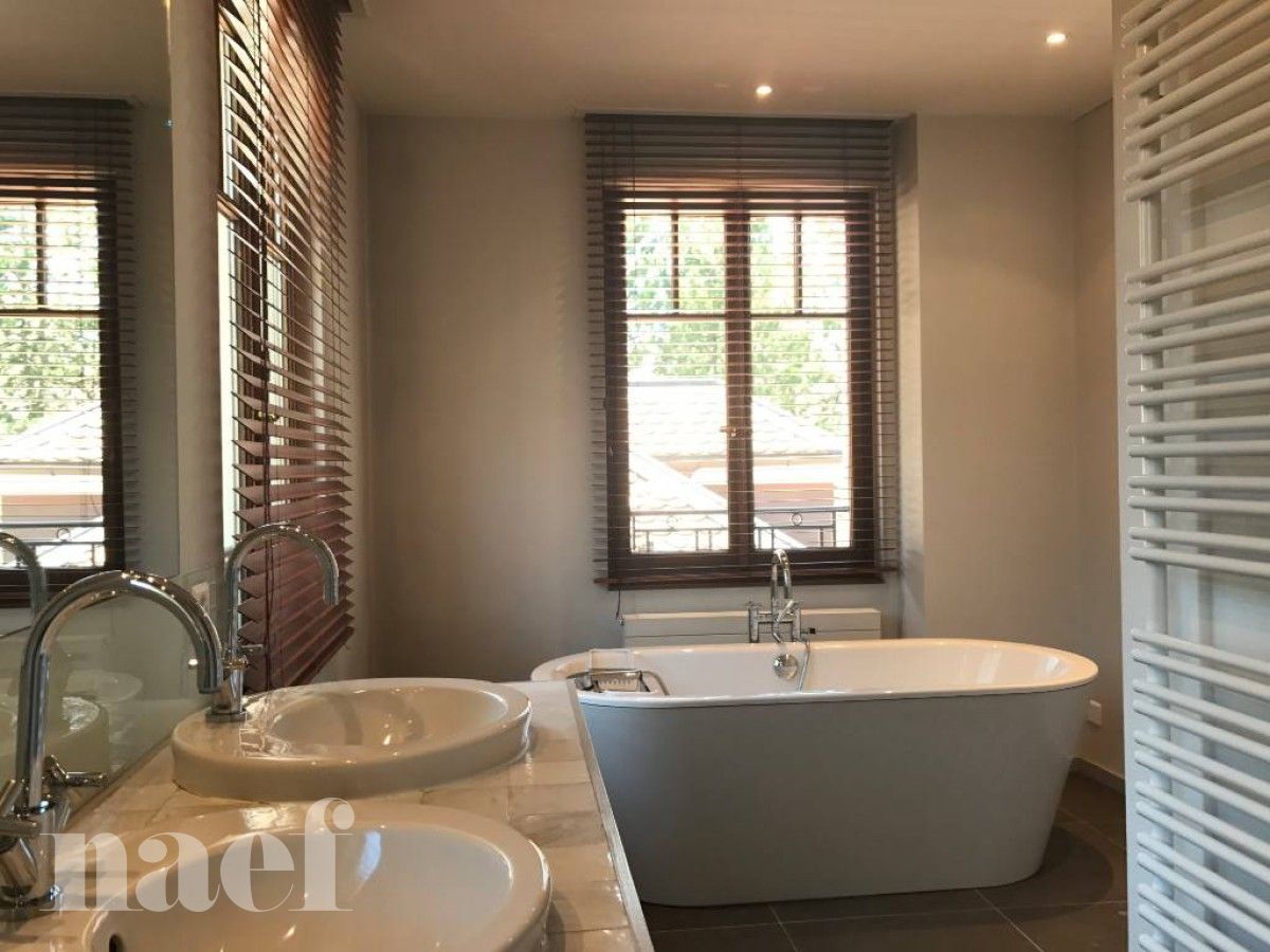 À louer : Maison 9 Pieces Carouge GE - Ref : CP.30391 | Naef Immobilier