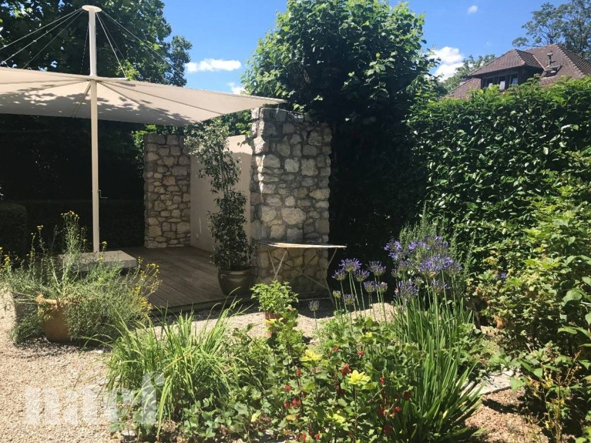 À louer : Maison 9 Pieces Carouge GE - Ref : CP.30391 | Naef Immobilier