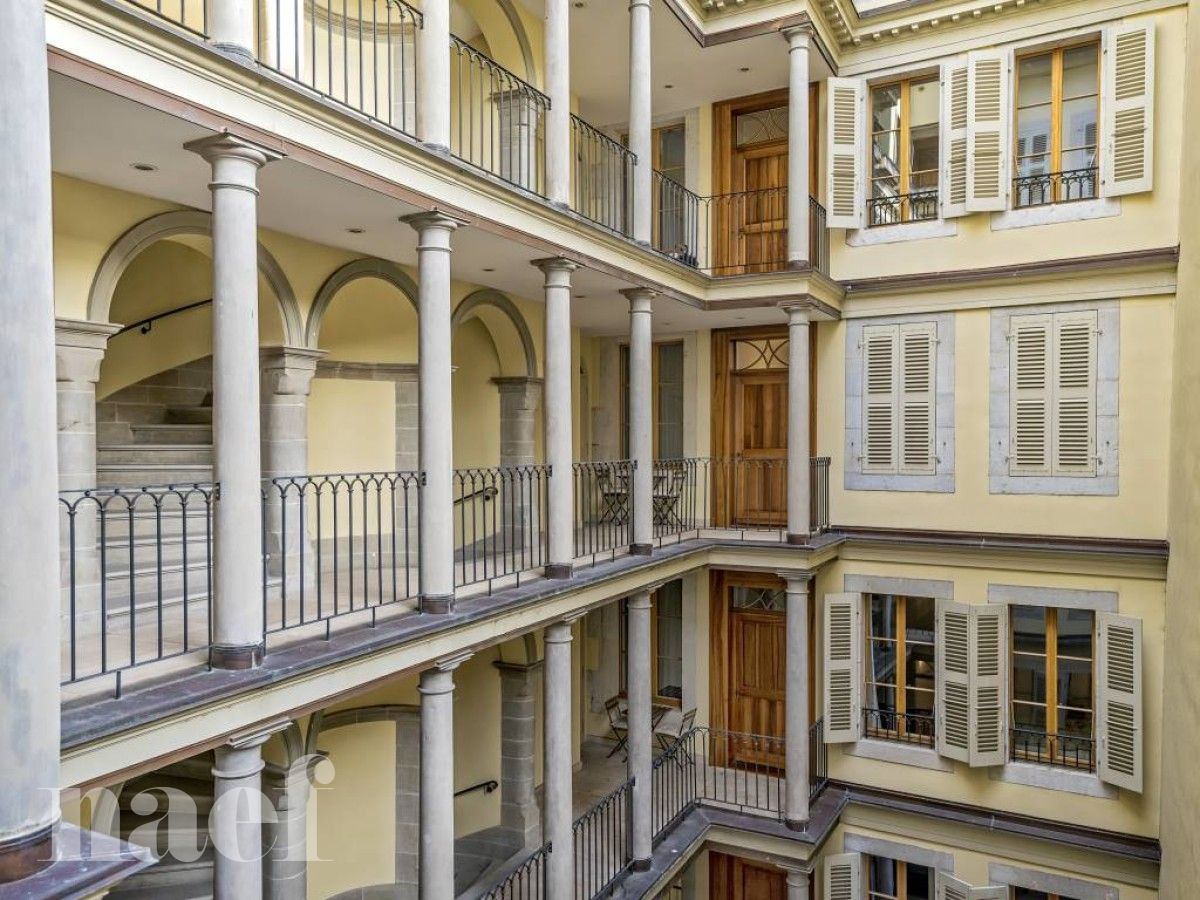 À louer : Appartement 8 Pieces Genève - Ref : CP.30537 | Naef Immobilier