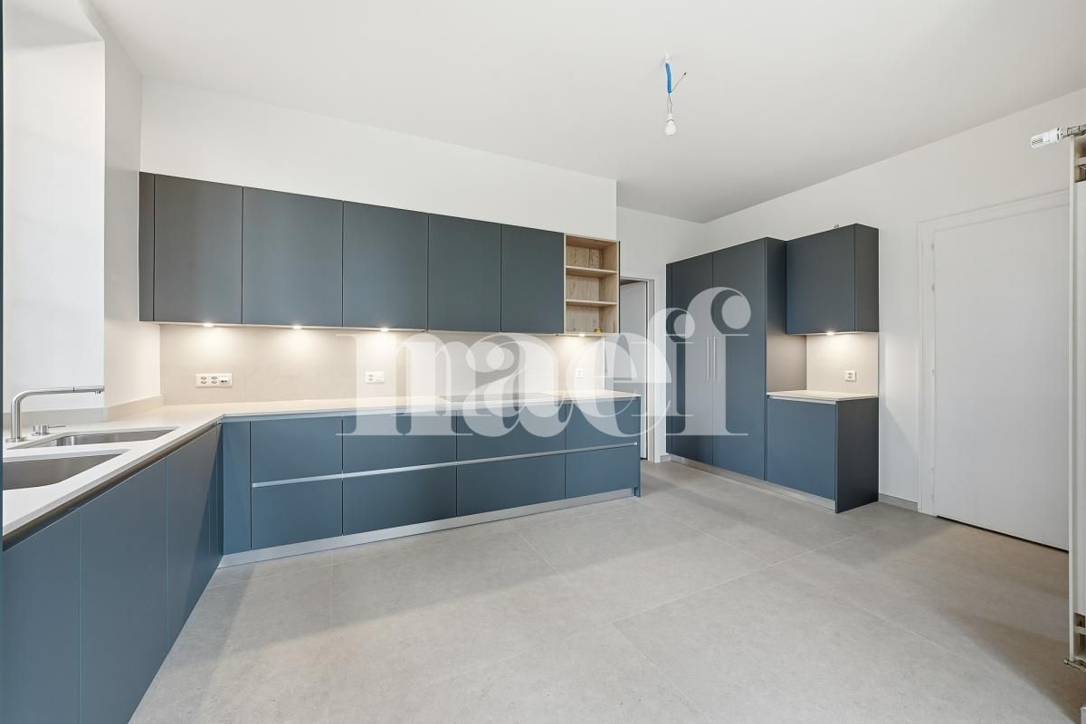 À louer : Maison 18 Pieces Coppet - Ref : EC.34406 | Naef Immobilier