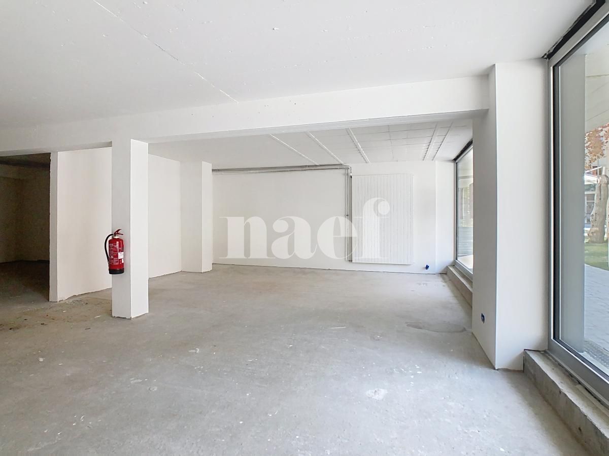 À louer : Surface Commerciale Atelier Aigle - Ref : EC.38574 | Naef Immobilier